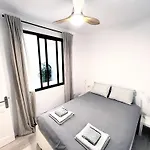 Beautiful, 2 Double Bedrooms In Cristianos, 3 Mins From The